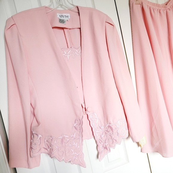 In The Mood - London Paris New York - Picture 2 of 5